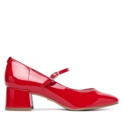 Czółenka Tamaris. Czerwone czółenka damskie Tamaris, bez wzorów, bez obcasa, bez zapięcia. Za 329.99 zł.