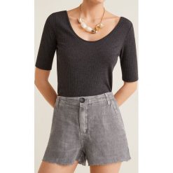 Mango - Szorty Grey. Szorty damskie Mango. W wyprzedaży za 79.90 zł.