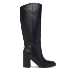 Kozaki Guess. Czarne kozaki damskie Guess, bez obcasa, na słupku. Za 954.99 zł.