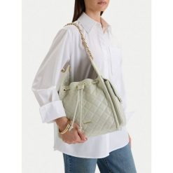 Torebka Badura. Zielone torebki do ręki damskie Badura, bez wzorów, klasyczne, bez dodatków. Za 299.99 zł.