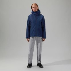 Kurtka przeciwdeszczowa damska Berghaus Bramblfell GTX. Niebieskie kurtki sportowe damskie Berghaus, na lato, l, bez wzorów, z gore-texu, z kapturem, trekkingowe, gore-tex. Za 869.99 zł.