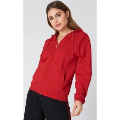 NA-KD Basic Bluza basic z kapturem - Red. Czerwone bluzy damskie NA-KD Basic. Za 100.95 zł.