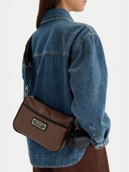 Nine West Torebka CEO-Marisse-LA374-4707 Brązowy. Brązowe listonoszki damskie Nine West, bez wzorów, z materiału, bez dodatków. Za 219.99 zł.