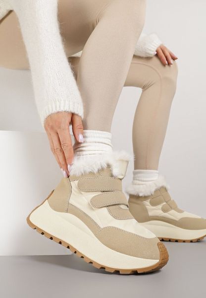 Beżowe Sneakersy Śniegowce Vices z Futerkiem na Platformie Zapinane na Rzep Nelosena. Brązowe śniegowce i trapery damskie Renee, z futra. Za 89.99 zł.