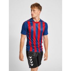 Koszulka do piłki nożnej męska Hummel Striped. Czerwone koszulki sportowe męskie Hummel, l, bez wzorów, bez kołnierzyka, bez ramiączek, do piłki nożnej. Za 163.50 zł.