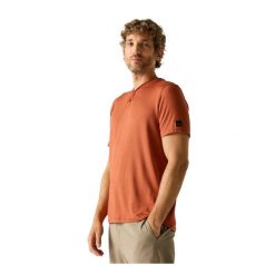 T-shirt Męski Dewi. Czerwone t-shirty męskie Regatta, l, bez wzorów, z elastanu, bez kołnierzyka. Za 91.99 zł.