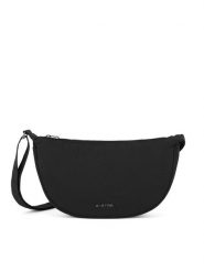 G-Star Raw Torebka GSR-B-013-07 Czarny. Czarne listonoszki damskie G-Star Raw, bez wzorów, z materiału, retro, bez dodatków. Za 159.99 zł.