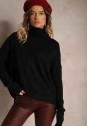 Czarny Casualowy Golf z Wełną i Wiskozą Rinlia. Czarne swetry damskie Renee, z aplikacjami, z jeansu, biznesowe, bez kołnierzyka, bez ramiączek, długie, bez kaptura. Za 84.99 zł.