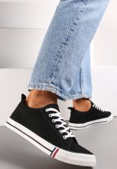 Czarne Trampki przed Kostkę Sznurowane Islatia. Czarne trampki i tenisówki damskie Renee, z aplikacjami, z jeansu, eleganckie, przed kostkę, bez zapięcia. Za 49.99 zł.