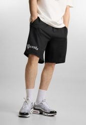 Spodenki sportowe męskie Prosto Nine. Czarne krótkie spodenki sportowe męskie Prosto., l, z aplikacjami, z elastanu. Za 179.99 zł.