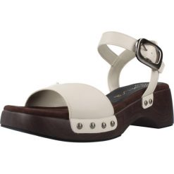 Sandały UNISA INCA GRA Biały. Białe obuwie sportowe damskie Unisa, bez wzorów, ze skóry, trekkingowe. Za 354.99 zł.