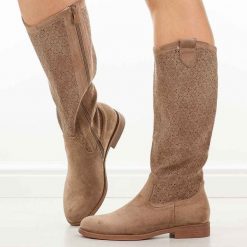 Coffee ażurowe kozaki damskie S.Barski 8022. Kozaki damskie S.BARSKI, z zamszu, bez obcasa, na obcasie. Za 269.00 zł.