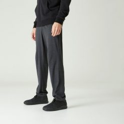 Spodnie dresowe męskie Domyos Gym & Pilates 100. Szare spodnie sportowe męskie DOMYOS, l, bez wzorów, z bawełny, na fitness i siłownię. Za 49.99 zł.