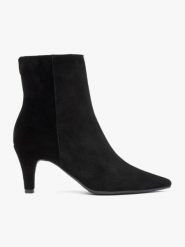 Czarne wyższe botki na szpilce. Czarne botki damskie Ryłko, ze skóry, eleganckie, bez obcasa, na szpilce, bez zapięcia. Za 479.99 zł.