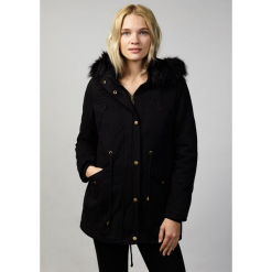 Parka w kolorze czarnym. Czarne parki damskie Winter Spirit. W wyprzedaży za 268.95 zł.