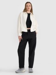 4F Spodnie casual damskie - czarne XXL. Czarne spodnie materiałowe damskie 4f, l, bez wzorów, z bawełny. W wyprzedaży za 99.99 zł.