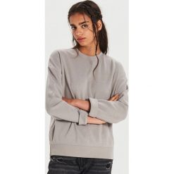 Gładka bluza z zamkami - Jasny szary. Szare bluzy damskie Cropp, l, bez wzorów, bez kaptura. Za 69.99 zł.