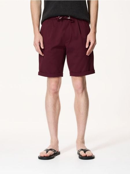Szorty regular fit - bordowy. Czerwone szorty męskie Reserved, l, bez wzorów, z dzianiny. W wyprzedaży za 69.99 zł.