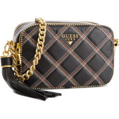 Torebka GUESS - HWARIQ L8239 BLACK MULTI. Czarne torebki do ręki damskie Guess, ze skóry. Za 859.00 zł.