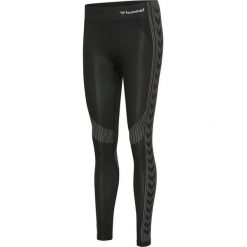 Damskie legginsy ze średnim stanem Hummel Shaping. Czarne legginsy damskie Hummel, m, bez wzorów, z materiału. Za 118.00 zł.