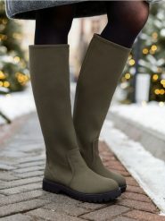 Kozaki - khaki. Brązowe kozaki damskie Sinsay, bez obcasa. Za 129.99 zł.