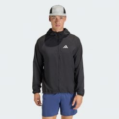 Kurtka adi365 Running Essentials. Czarne kurtki męskie Adidas, bez wzorów, sportowe, bez kaptura. Za 299.00 zł.