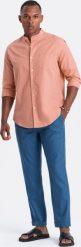 Ombre Męskie spodnie podwijane chino z dodatkiem lnu niebieski denim V5 OM-PACP-0198 XL. Niebieskie spodnie sportowe męskie Ombre, m, bez wzorów, z denimu. Za 219.99 zł.