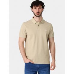 Koszulka Polo Męska Timberland Pique. Brązowe koszulki sportowe męskie Timberland, m, bez wzorów, z bawełny, bez kołnierzyka, bez ramiączek, żeglarskie. Za 339.00 zł.