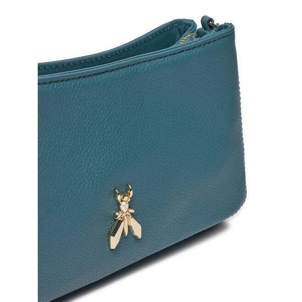 Torebka Patrizia Pepe. Niebieskie torebki do ręki damskie Patrizia Pepe, bez wzorów, wizytowe, bez dodatków. Za 909.99 zł.