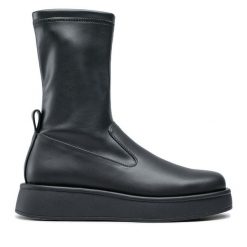 Botki Jenny Fairy. Szare botki damskie Jenny Fairy, bez obcasa, na płaskiej podeszwie, bez zapięcia. Za 139.99 zł.