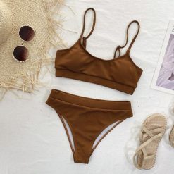 Strój kąpielowy dwuczęściowy sportowy na plażę i basen Miryam. Niebieskie bikini damskie Intica, na lato, l, bez wzorów. Za 139.00 zł.