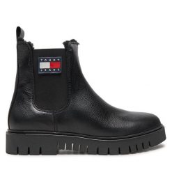 Sztyblety Tommy Jeans. Czarne botki damskie Tommy Jeans, z jeansu, bez obcasa, na płaskiej podeszwie, bez zapięcia. Za 679.99 zł.