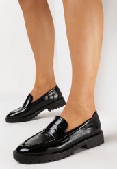 Czarne Lakierowane Mokasyny z Wkładką ze Skóry Naturalnej Casiola. Czarne mokasyny damskie Born2be, z lakierowanej skóry, eleganckie. Za 109.99 zł.