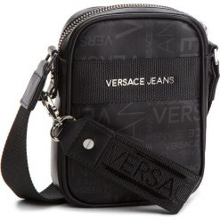 Saszetka VERSACE JEANS - E1YSBB22 70723 899. Czarne saszetki męskie Versace Jeans, z jeansu, młodzieżowe. W wyprzedaży za 289.00 zł.