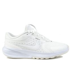 Buty damskie sportowe treningowe Nike STAR RUNNER 5. Białe obuwie sportowe damskie Nike, bez wzorów, z gumy, do biegania. Za 209.00 zł.