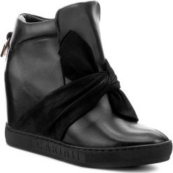 Sneakersy CARINII - B4096 E50-360-000-B88. Półbuty damskie marki Carinii. W wyprzedaży za 289.00 zł.