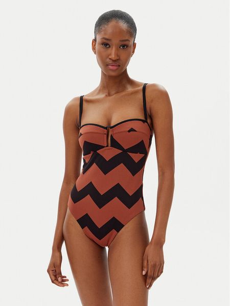 Chantelle Strój kąpielowy C17RUK A04br Brązowy. Brązowe kostiumy jednoczęściowe damskie Chantelle, s, bez wzorów, z syntetyku. Za 699.99 zł.