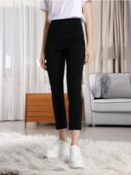 Jegginsy - czarny. Czarne legginsy damskie Sinsay, l, bez wzorów, ze skóry. W wyprzedaży za 22.99 zł.