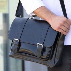 Torba męska na ramię SOLIER S25 czarna. Czarne torby na ramię męskie Solier, bez wzorów, z jeansu, biznesowe, do ręki. Za 179.00 zł.