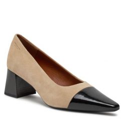 Czółenka Vagabond Shoemakers. Czarne czółenka damskie Vagabond Shoemakers, bez wzorów, bez obcasa, bez zapięcia. Za 459.99 zł.