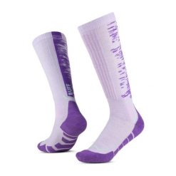 Skarpetki Buff MERINO HW OVER THE CALF SOCKS HWO2 LILAC ICE. Fioletowe skarpety damskie Buff, bez wzorów, z elastanu. Za 159.90 zł.