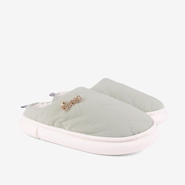 Kapcie damskie 9197 Coqui jasnozielone. Zielone kapcie damskie Coqui, z aplikacjami, z futra. Za 136.99 zł.