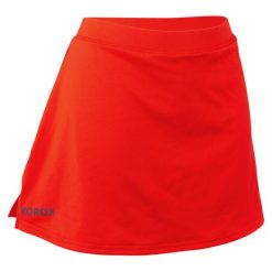 Spódniczka do hokeja na trawie Korok FH500. Czerwone spódnice damskie KOROK, m, bez wzorów, z elastanu, sportowe, sportowe. W wyprzedaży za 49.99 zł.