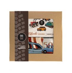 Fiat 500 — paczka (Zawartość paczki: koszulka, torba, kubek, słodycze; Rozmiar koszulki / bluzy: 3XL (damska); Kolor koszulki / bluzy: biały; Rodzaj n. Białe bluzy damskie nikiniki, s, bez wzorów, z bawełny, bez kaptura. Za 169.00 zł.