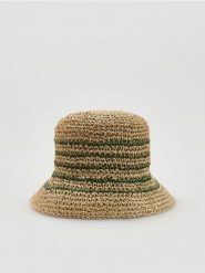 Pleciony kapelusz - oliwkowy. Zielone czapki i kapelusze damskie Reserved, bez wzorów. Za 79.99 zł.