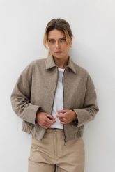 WEŁNIANA KURTKA PAOLA TAUPE L - Flawless. Białe kurtki damskie Flawless, l, bez wzorów, z kaszmiru, bez kaptura. Za 697.90 zł.