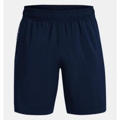 Spodenki treningowe męskie lekkie Under Armour 1370388. Niebieskie krótkie spodenki sportowe męskie Under Armour, m, bez wzorów, na fitness i siłownię. W wyprzedaży za 97.99 zł.