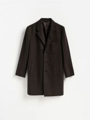 Płaszcz z dodatkiem wełny - ciemnobrązowy. Brązowe płaszcze męskie Reserved, l, bez wzorów, z tkaniny, klasyczne, bez kaptura. Za 399.99 zł.
