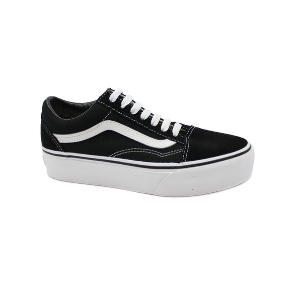 Buty Dorosły Vans Old Skool Low czarny. Czarne obuwie sportowe damskie Vans, bez wzorów, trekkingowe, Vans Old Skool. Za 427.69 zł.