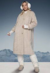 Beżowy Jednorzędowy Płaszcz Oversize z Kieszeniami Zdobiony Tłoczonym Wzorem Wennith. Brązowe płaszcze damskie Born2be, m, z aplikacjami, z jeansu, eleganckie, długie, bez kaptura. Za 389.99 zł.